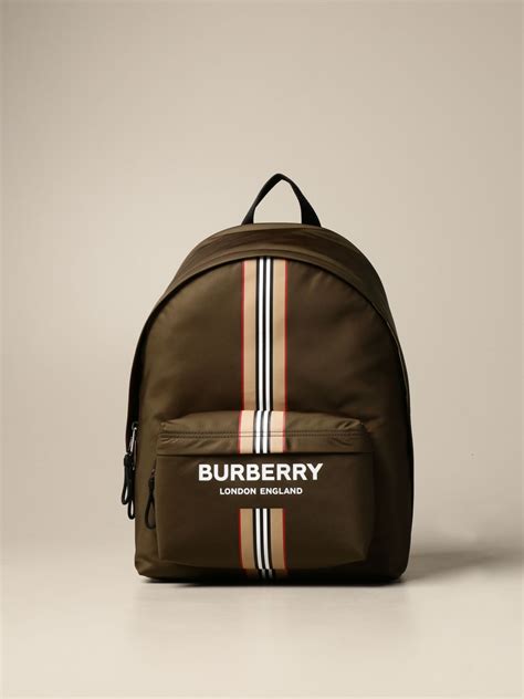 sac a dos burberry noir|Sacs de luxe femme .